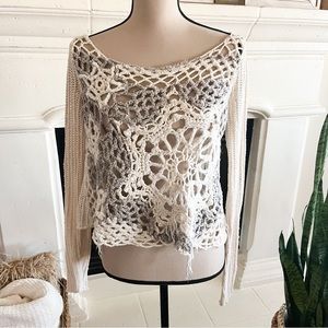 Free People Floral Crochet Cropped  Knit Pullover Sweater Small Cream & Gray